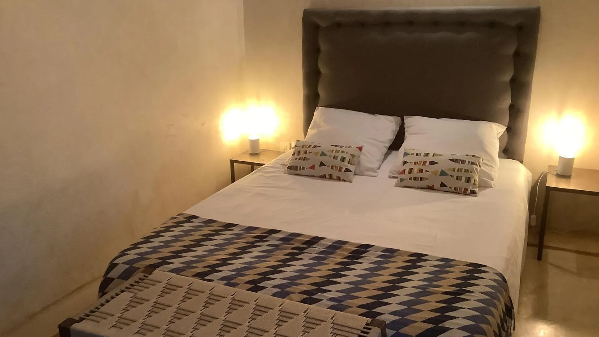 Riad Dom,Luxueuse Maison D'Artiste 마라케시 0*,
